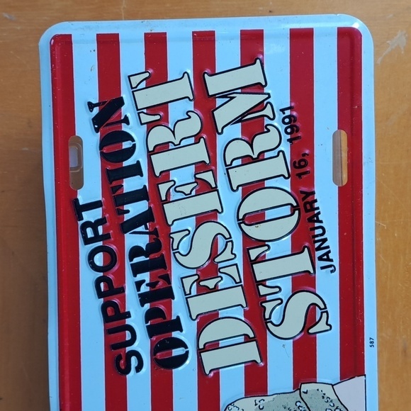 Vintage set of 2 Support Operation Desert Storm Booster collectible car plates - Picture 3 of 8